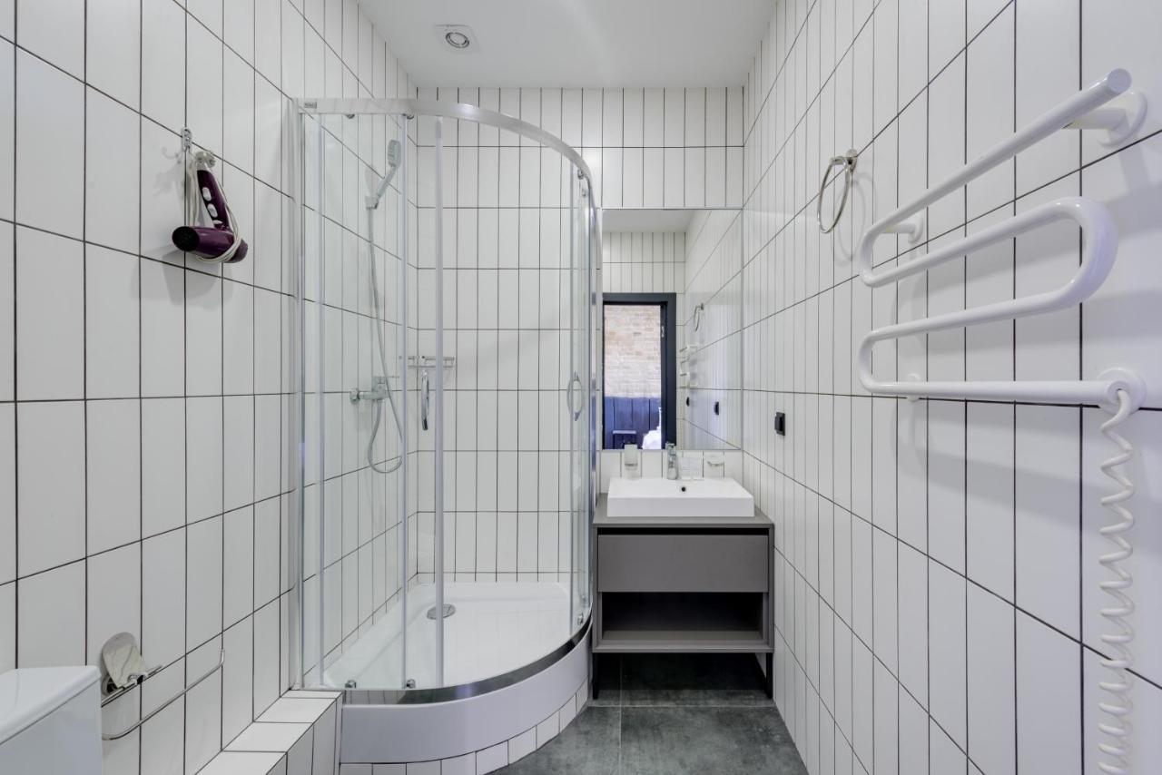 Centrooms Kropivnizkogo Mini-Hotel Kiev Exterior foto